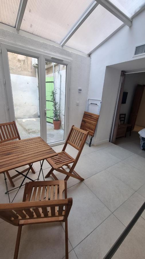 Appartement Calme Centre Ville A 80M Des Halles ناربون المظهر الخارجي الصورة
