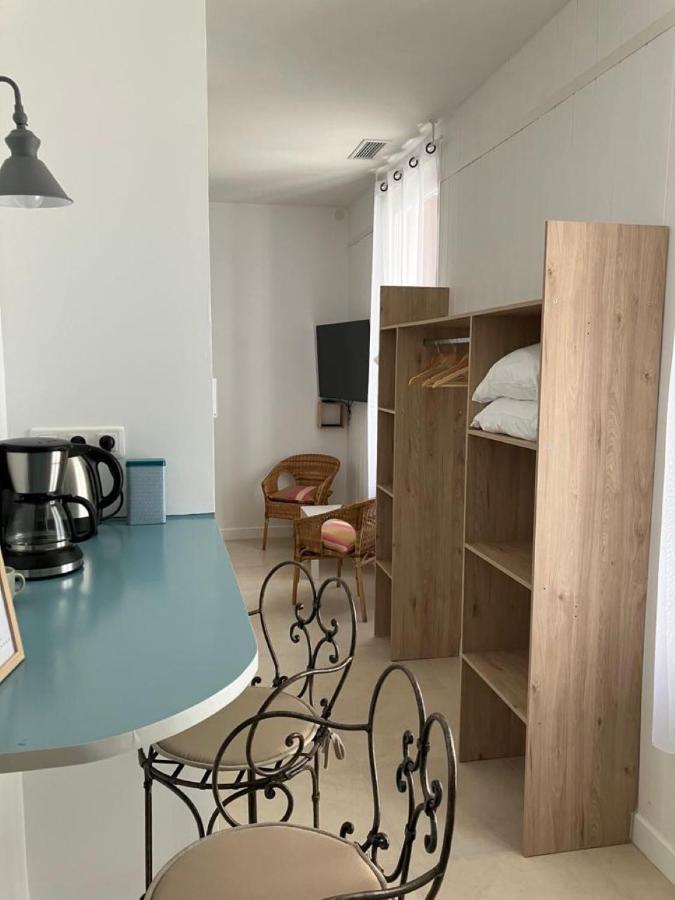 Appartement Calme Centre Ville A 80M Des Halles ناربون المظهر الخارجي الصورة